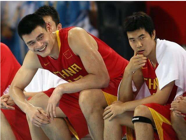 帕拉迪诺：我们和蓝军目前欧冠都是10分，明天我们会全力一搏（帕拉迪诺：与蓝军欧冠同为10分，明天我们将全力以赴）