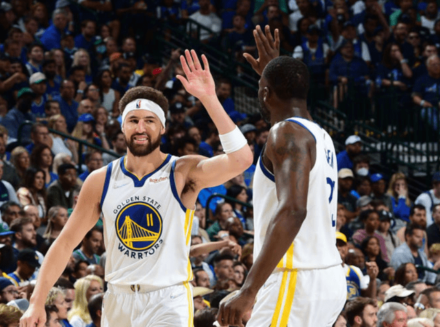 逆天倒勾！40岁C罗一飞冲天：队友对手都看傻了 梦回7年前那一晚（40岁C罗再现惊世倒钩！腾空一击震慑全场，恍若回到七年前那夜）