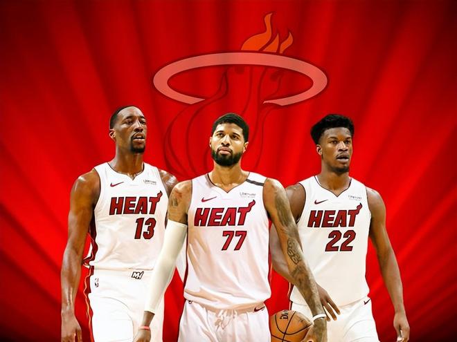 太真实了！网友昨日聚焦太阳替补席 雷霆飙进3分狄龙一脸生无可恋（笑哭了！网友昨把镜头对准太阳板凳，雷霆三分雨狂轰，狄龙表情直接破防）