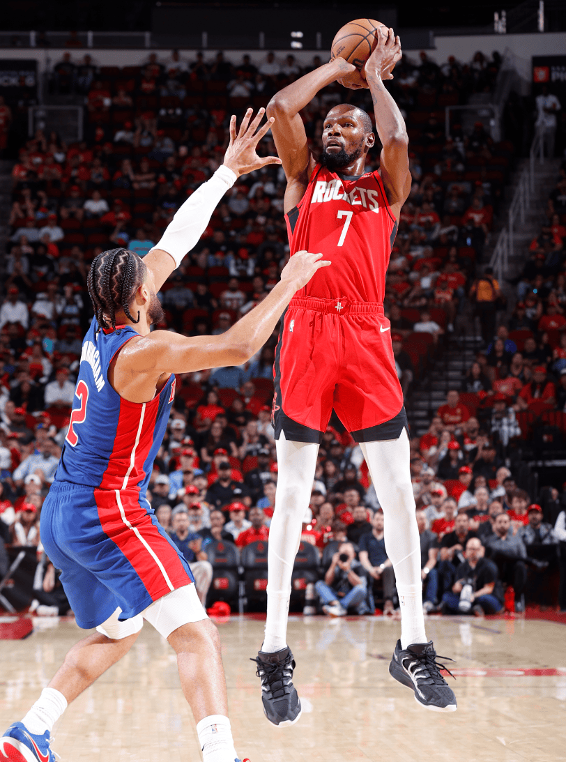 官方：那不勒斯中场安古伊萨当选意甲10月最佳球员（官宣：那不勒斯中场安古伊萨荣膺意甲10月最佳球员）