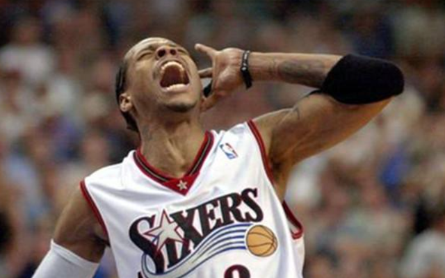 艾顿：雷迪克从不畏惧逆境 他展现出的韧性会带动每个人提升强度（艾顿：雷迪克无惧逆境 他的坚韧激励全队提升强度）