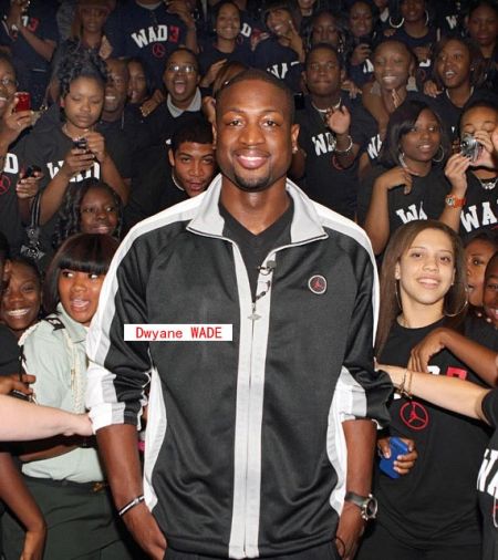 姆巴佩：能被拿来和C罗相提并论很自豪；想拿所有能拿的冠军（姆巴佩：与C罗齐名倍感荣幸，志在收尽所有冠军）