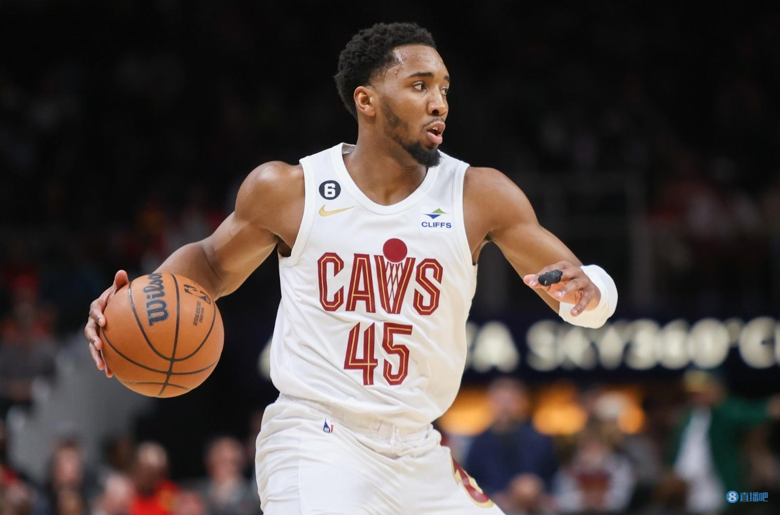 小法：意大利不认同青训越级提拔；相信莫拉塔会重新振作起来（法布雷加斯：意大利不赞同青训跳级提拔，坚信莫拉塔会走出低谷）