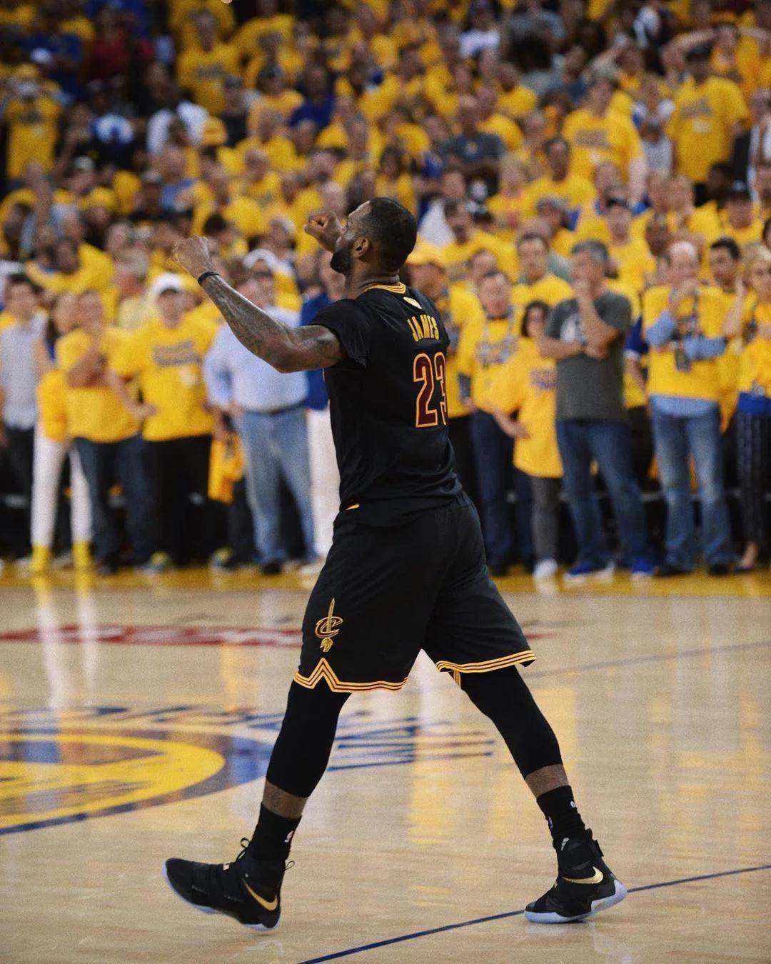 斯帕莱蒂：会评估双前锋和433的打法；我对伊尔迪兹很有信心（斯帕莱蒂：将权衡双前锋与4-3-3体系；我对伊尔迪兹充满信心）