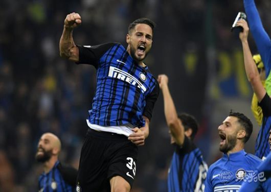 底蕴！单探花绿军本季场均16记三分联盟第一 进攻效率122联盟第二（探花领衔的绿军场均命中16记三分居联盟第一，进攻效率122位列第二）