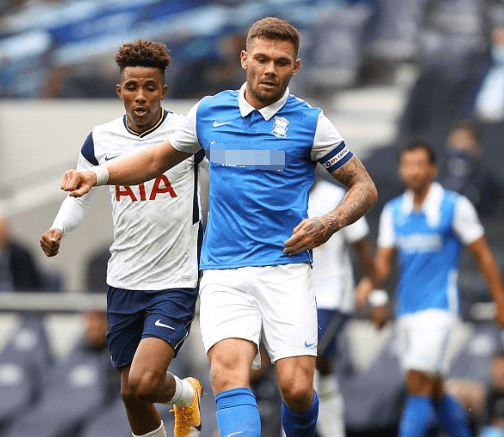 TA：弗林蓬通过瑜伽和普拉提预防伤病，战热刺将回归大名单（TA报道：弗林蓬以瑜伽与普拉提预防伤病，战热刺将重返大名单）