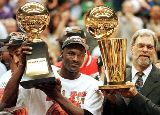 C罗英超103球领跑葡萄牙球员榜，B费66球居次（C罗以英超103球称霸葡萄牙射手榜，B费66球位列第二）