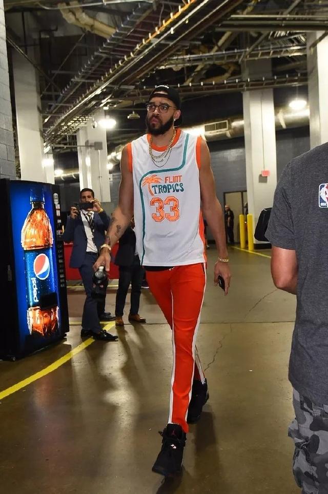 CBA战报：姜伟泽19分8助，吉林92-86击败新疆（CBA赛况：姜伟泽19分8助攻，吉林92-86力克新疆）